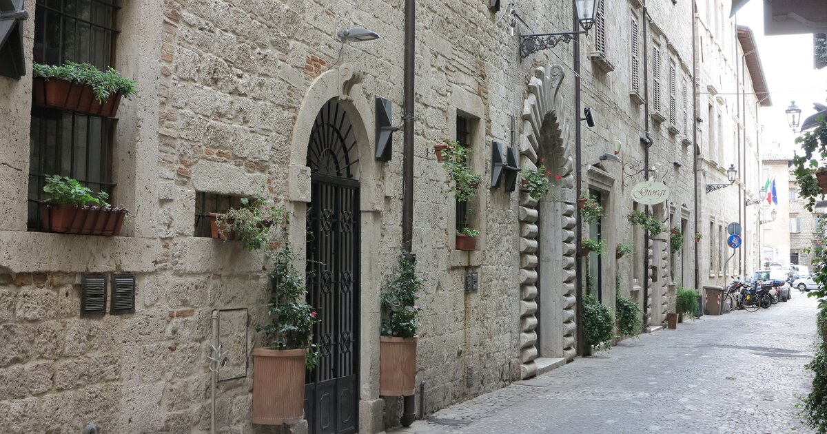hotel-palazzo-guiderocchi-albatross-tours